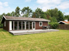4 person holiday home in V ggerl se